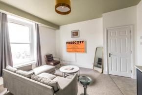 Centralised Spitfire Apartment with FREE PARKING by Prescott Apartments